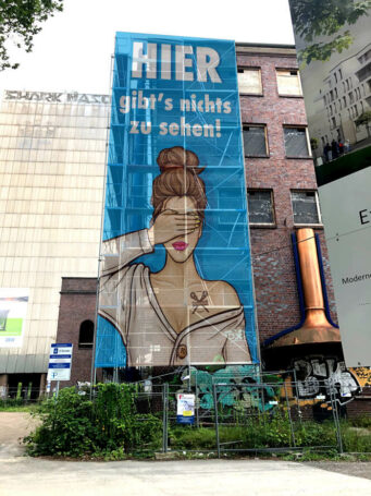 ®K-DESIGNBÜRO Referenzprojekt: Gerüstwerbung / Außenwerbung (Mesh-Banner)